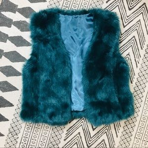 NWOT Faux Fur Teal Vest